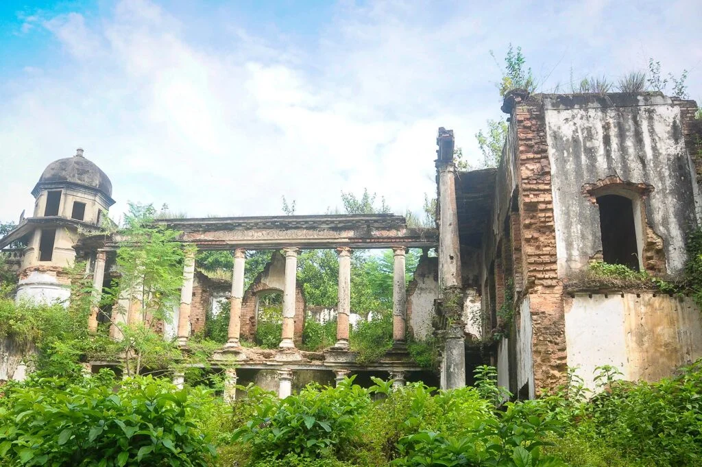 Almost destroyed Dubolhati Rajbari in Naogaon still indicates its lavish past