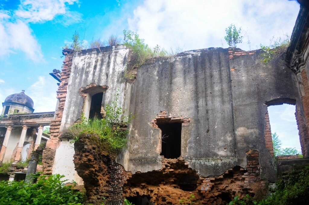 Ghostly remnants of Dubolhati Rajbari in Naogaon, hinting at its past royal prosperity.