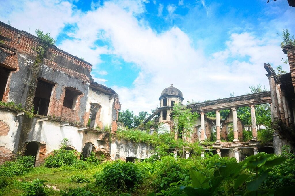Ruins of Dubolhati Rajbari, Naogaon